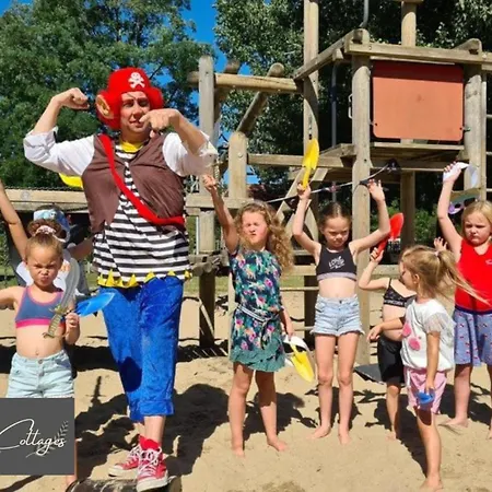Gezellig 6pers Familiehuis Grote Tuin Met Bbq Aan Gelderland * Ewijk