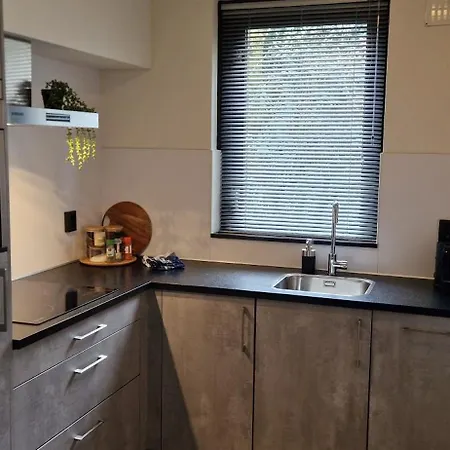 Forestview 'queenstown' 6 Pers Very Child-friendly By Kawatea (adults Only) Holiday home