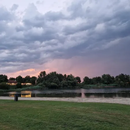 Prázdninový dům Gezellig 6pers Familiehuis Grote Tuin Met Bbq Aan Gelderland (adults Only) Ewijk