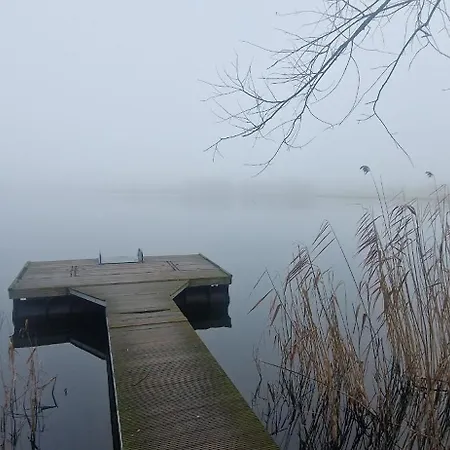 Gezellig 6pers Familiehuis Grote Tuin Met Bbq Aan Gelderland (adults Only) Nyaraló Ewijk