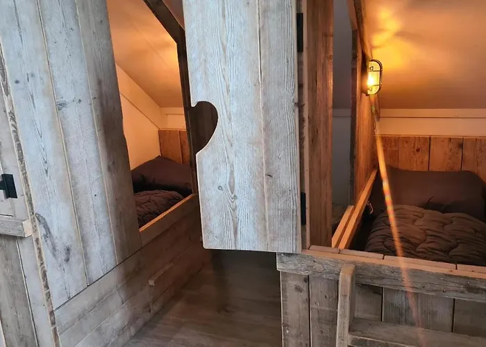 Holiday home Gezellig 6pers Familiehuis Grote Tuin Met Bbq Aan Gelderland (adults Only) Ewijk