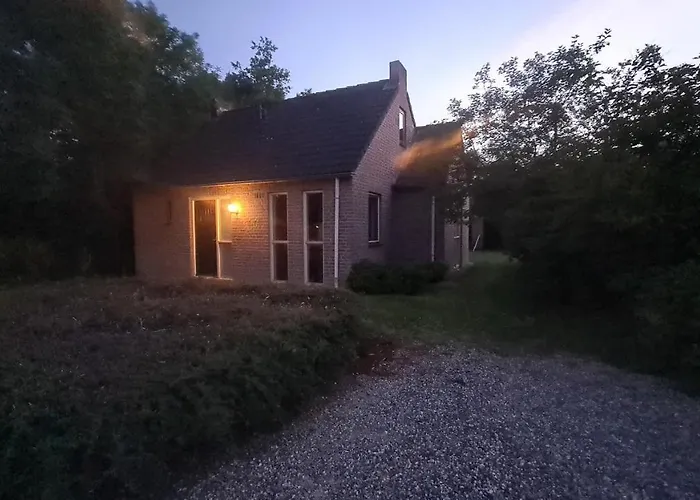 Сasa de vacaciones Gezellig 6pers Familiehuis Grote Tuin Met Bbq Aan Gelderland (adults Only) *