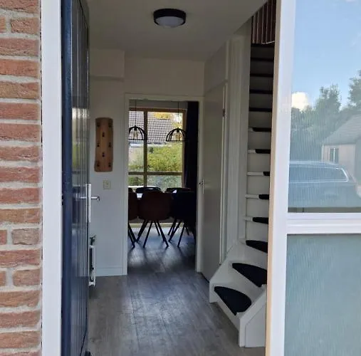 Gezellig 6pers Familiehuis Grote Tuin Met Bbq Aan Gelderland (adults Only) Ewijk